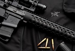 建站指南针：手把手教你搭建网站