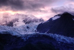 利用爬虫技术构建网站的高效方法